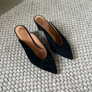 INTENTIONALLY BLANK Pointed Toe Mule Kitten Heels Black Size 6